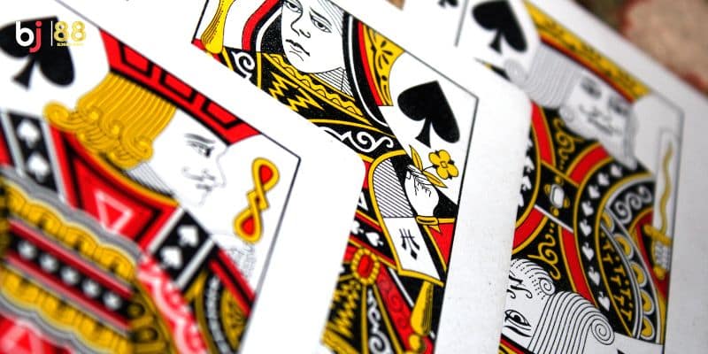 Game bài tiến lên được người chơi BJ88 yêu thích