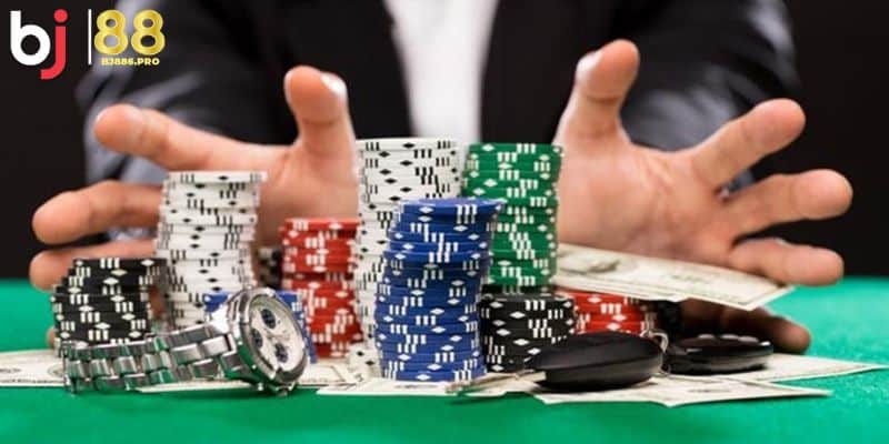 Lưu ý khi sử dụng luật all in Poker khi vào game BJ88