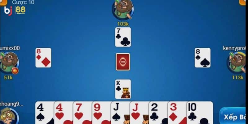 Tổng cộng có từ 2 - 4 người chơi hạ phỏm